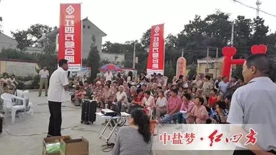 夜幕降临，红四方宝鸡经销商王洁的“夜生活”才刚开始…….